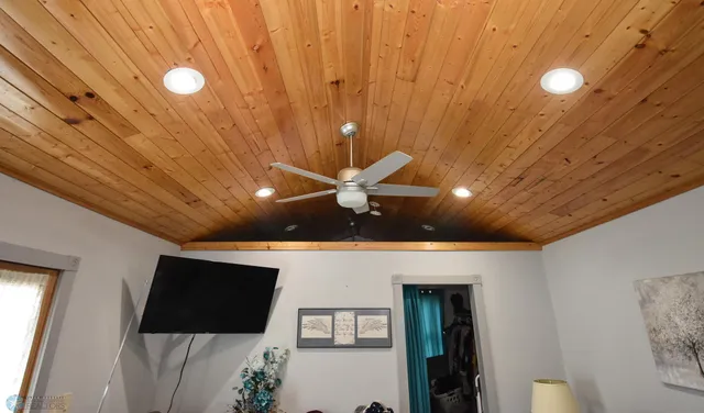 $100,000 | 410 9 1/2 Street North, Wahpeton, ND 58075