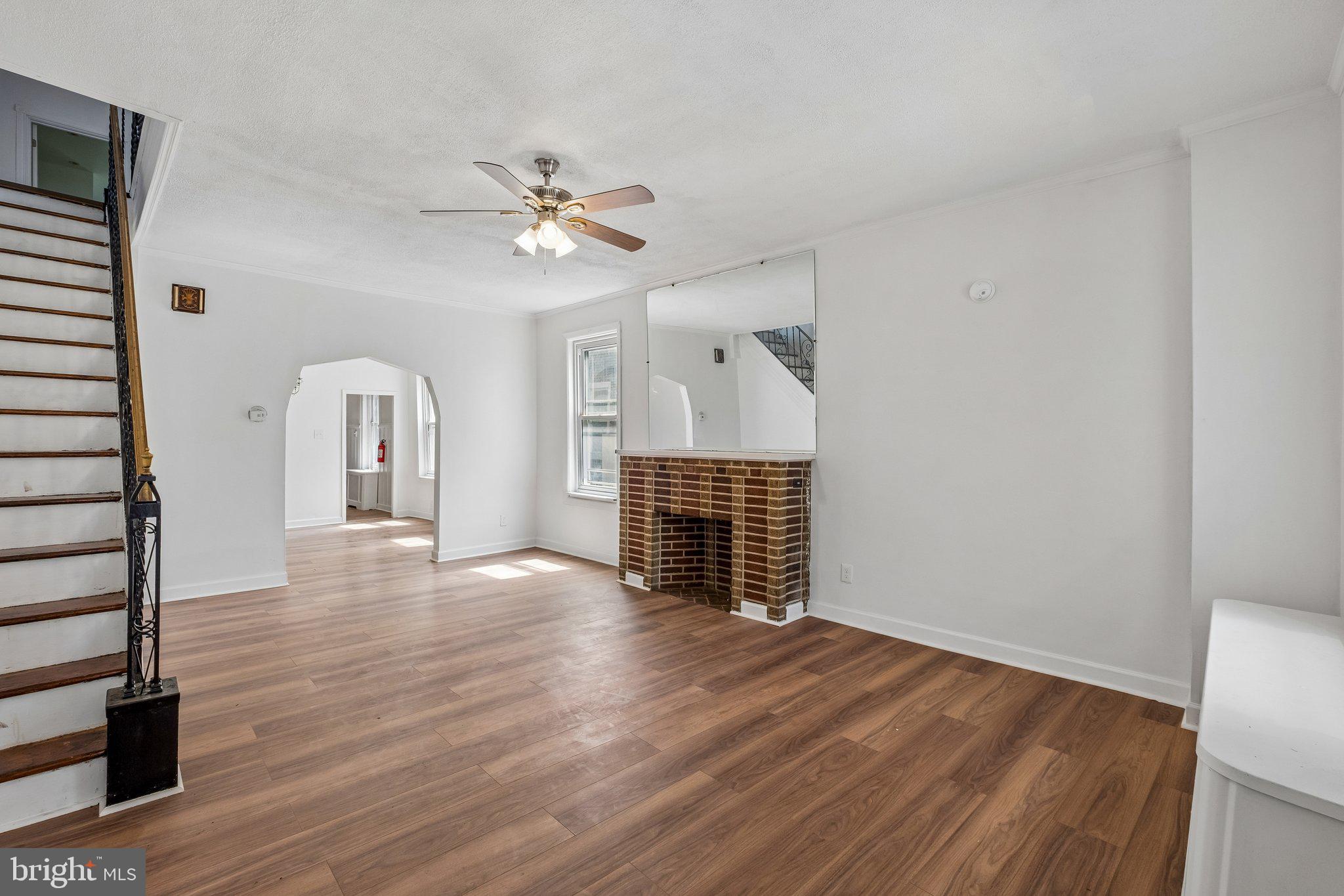 627 Walnut Street Darby, PA 19023 - Photo 9 of 42