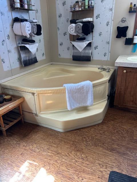 207 North Street Claude, TX 79019 - Photo 12 of 27 Primary Bathroom