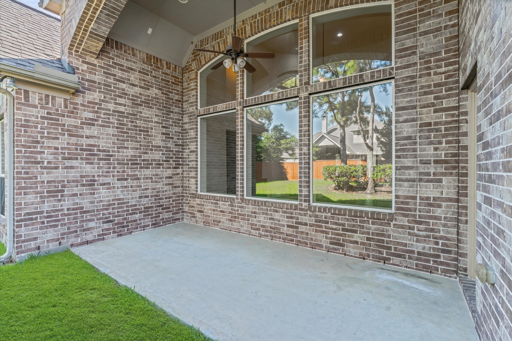 7 North Beech Springs Circle Spring, TX 77389 - Photo 45 of 50 a view of outdoor space and yard