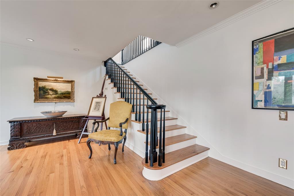 4330 Rawlins Street Dallas, TX 75219 - Photo 12 of 40