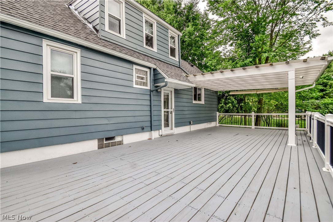 339 East Sprague Road Seven Hills, OH 44131 - Photo 11 of 45