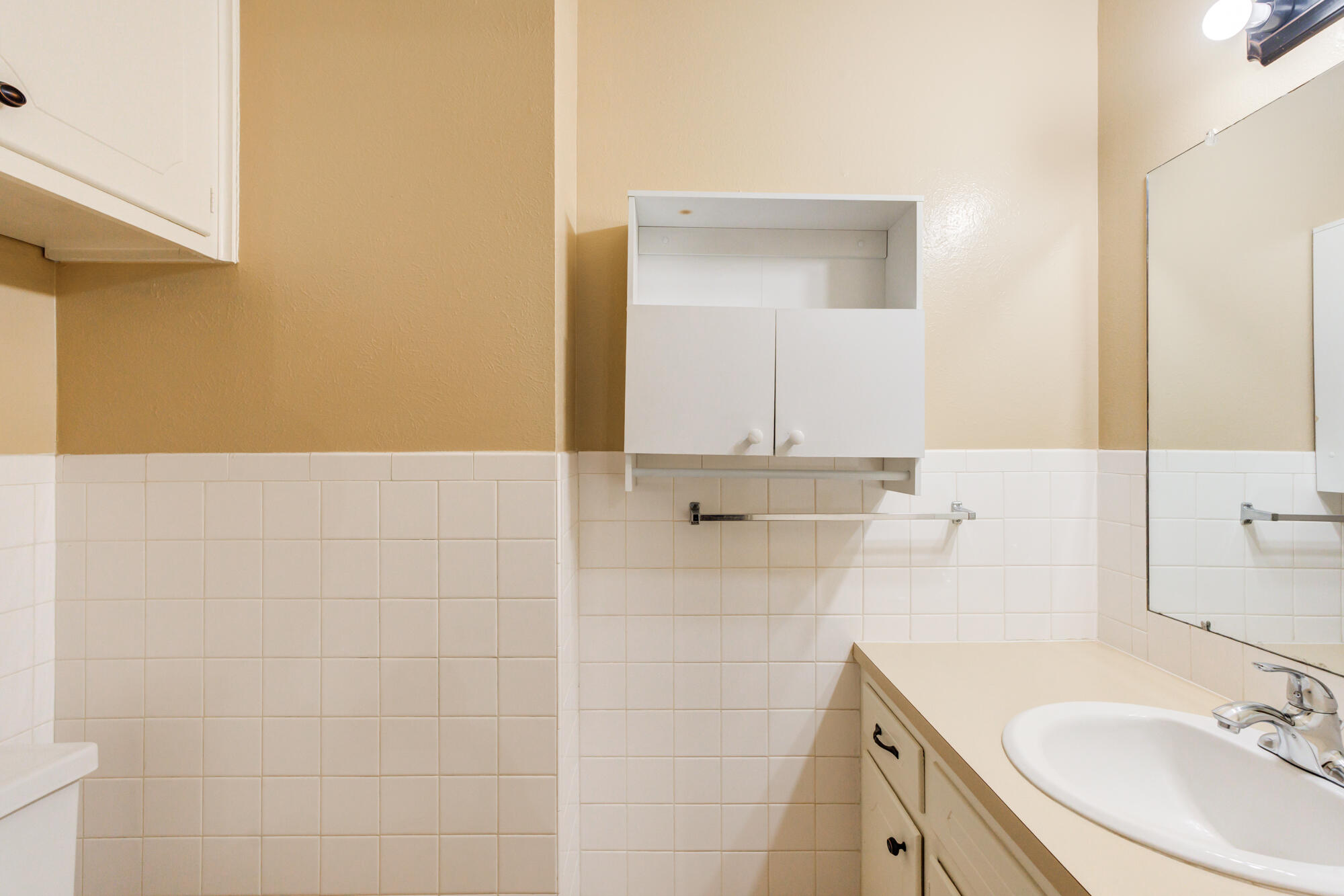 4313 58th Street Lubbock, TX 79413 - Photo 11 of 13 half bath