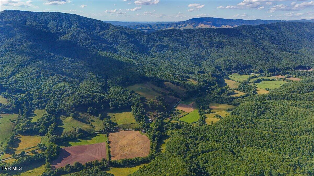 490 Mountain Springs Road Tannersville, VA 24377 - Photo 36 of 48 08-DJI_20260620182910_0694_D