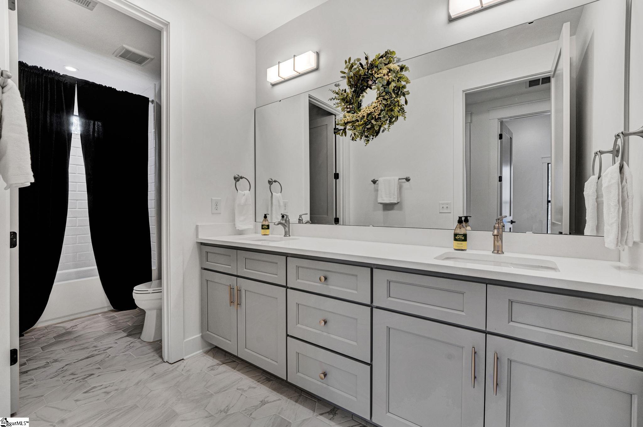 133 New Farm Road Central, SC 29630 - Photo 15 of 26