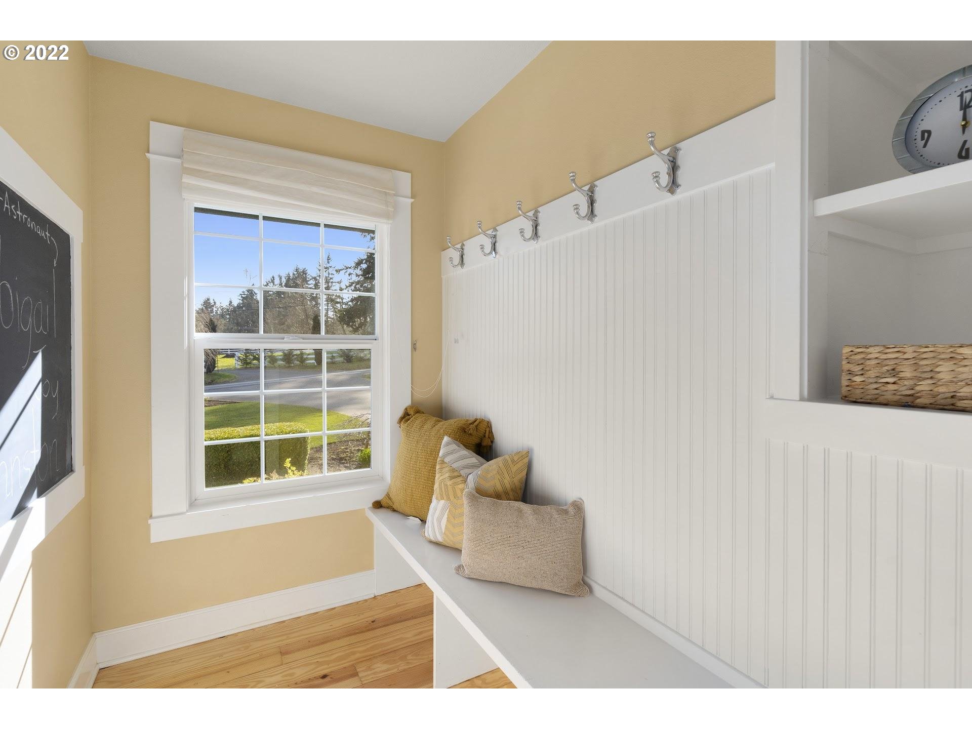 735 Southwest Schaeffer Road West Linn, OR 97068 - Photo 22 of 32 Gallery Image 22