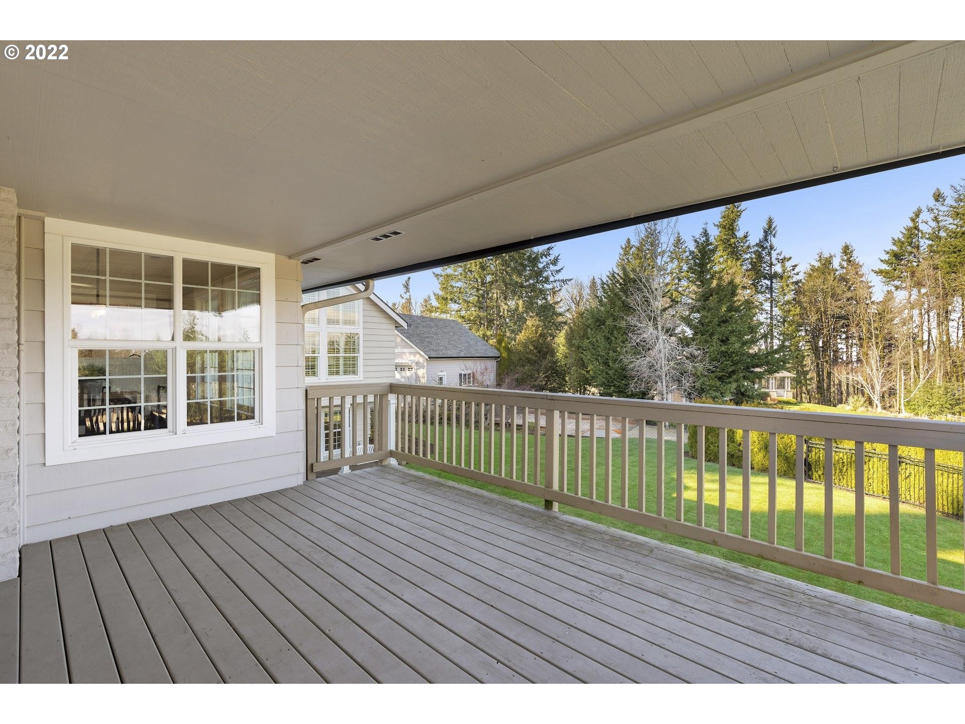 735 Southwest Schaeffer Road West Linn, OR 97068 - Photo 23 of 32 Gallery Image 23