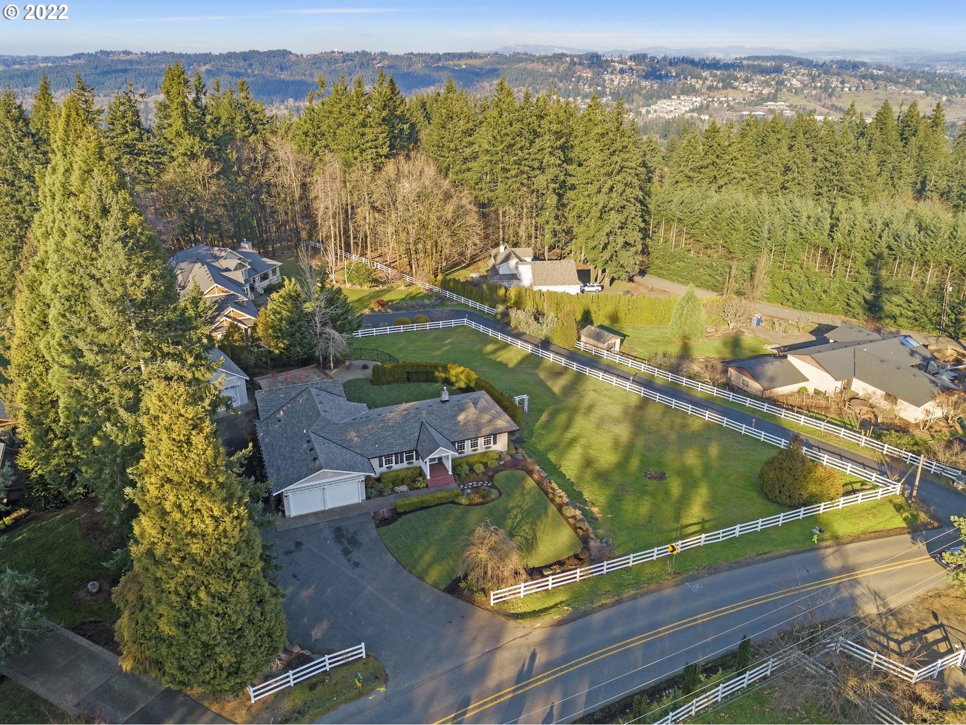 735 Southwest Schaeffer Road West Linn, OR 97068 - Photo 30 of 32 Gallery Image 30