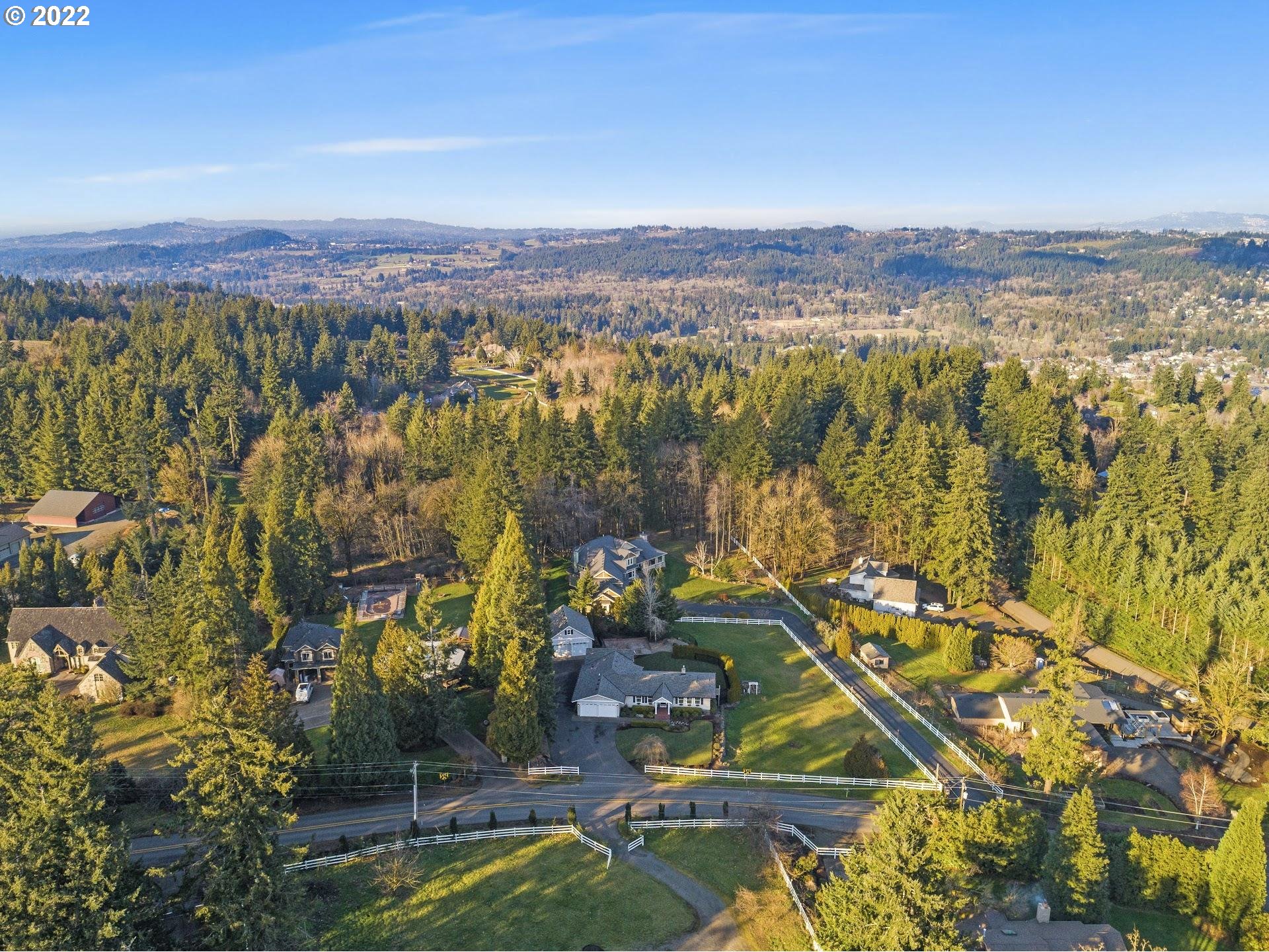 735 Southwest Schaeffer Road West Linn, OR 97068 - Photo 31 of 32 Gallery Image 31