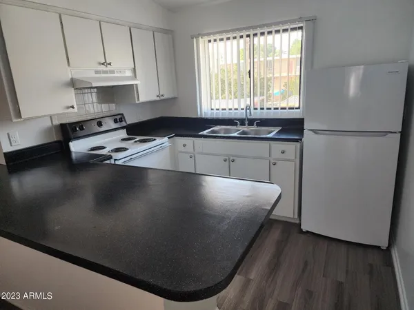 $1,840 | 4301 North 24th Street, Unit 154, Phoenix, AZ 85016