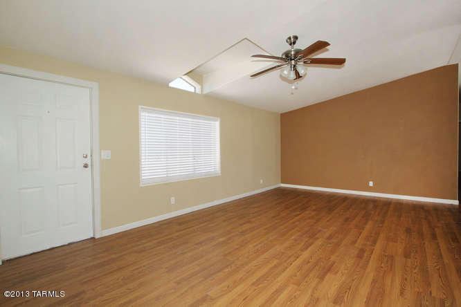 13362 South Hound Dog Road Vail, AZ 85641 - Photo 4 of 20 Gallery Image 4