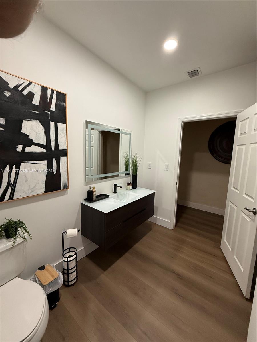 17012 Southwest 91st Street Miami, FL 33196 - Photo 17 of 34