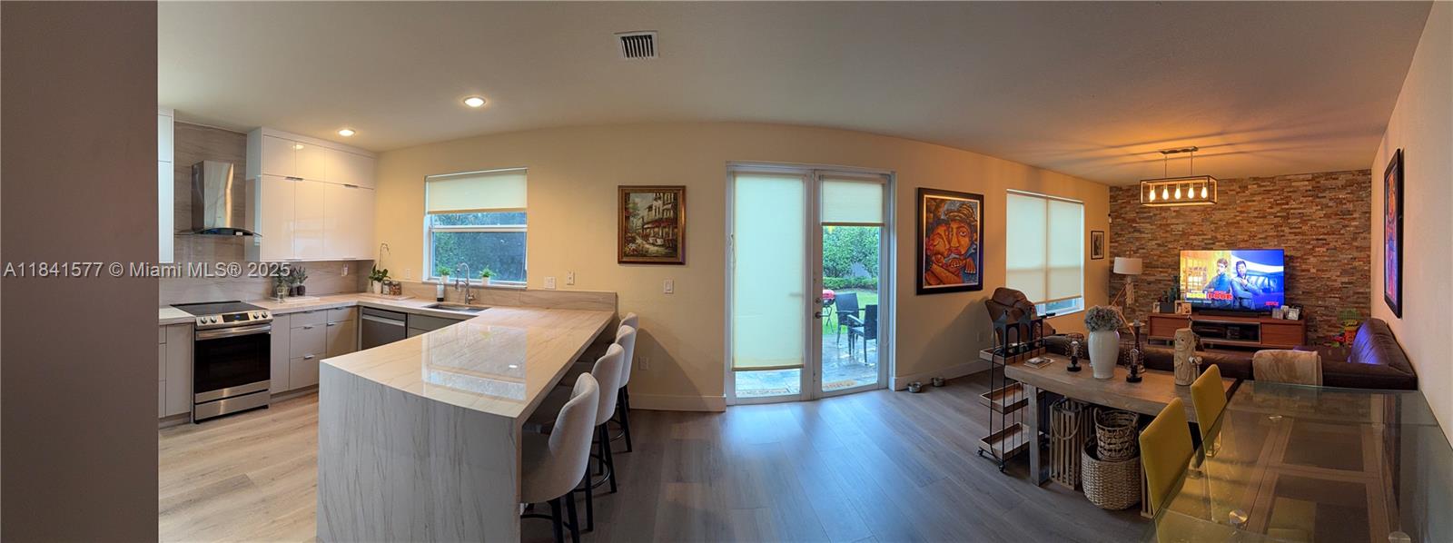 17012 Southwest 91st Street Miami, FL 33196 - Photo 4 of 34