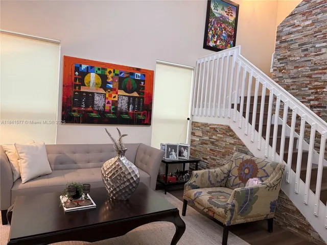 $920,000 | 17012 Southwest 91st Street, Miami, FL 33196