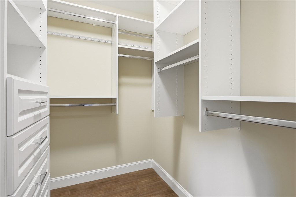 8 Cheevers Path, Unit 8 Bedford, MA 01730 - Photo 18 of 37