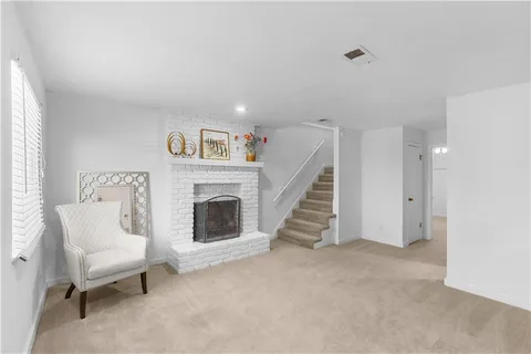 $260,000 | 7629 Monrovia Street, Lenexa, KS 66216