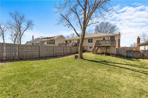 $260,000 | 7629 Monrovia Street, Lenexa, KS 66216