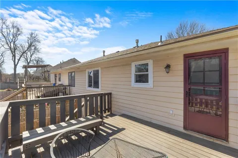 $260,000 | 7629 Monrovia Street, Lenexa, KS 66216