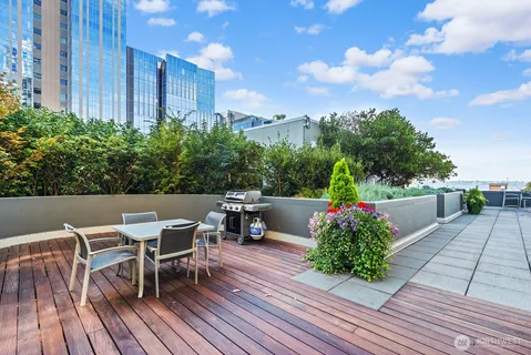 $495,000 | 1415 2nd Avenue, Unit 1503, Seattle, WA 98101