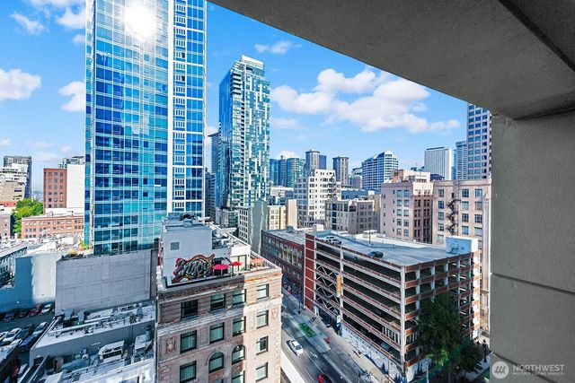 $495,000 | 1415 2nd Avenue, Unit 1503, Seattle, WA 98101
