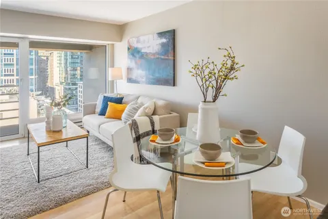 $495,000 | 1415 2nd Avenue, Unit 1503, Seattle, WA 98101