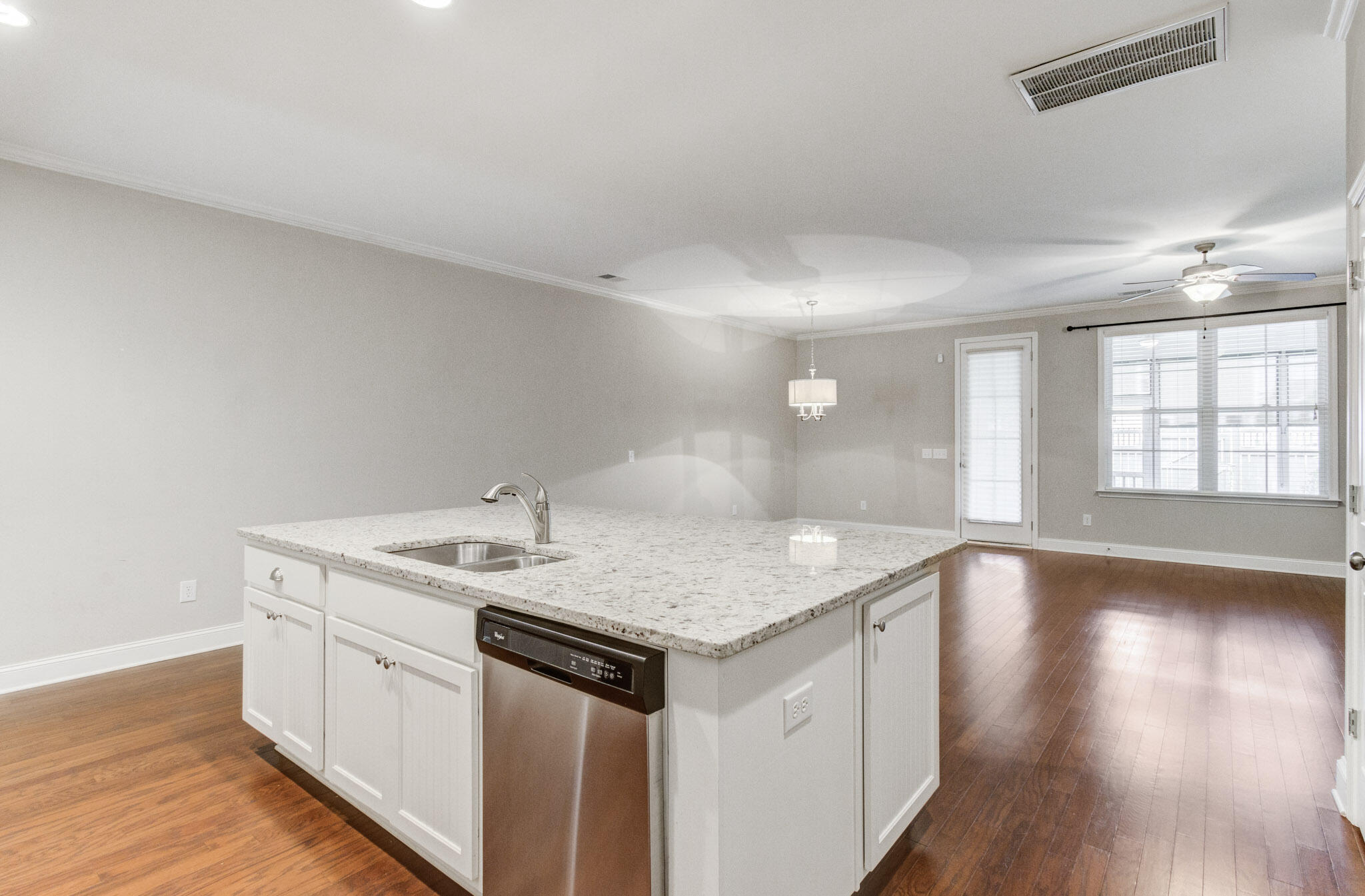 2005 Kings Gate Lane Mount Pleasant, SC 29466 - Photo 5 of 25 6-2005 (7)