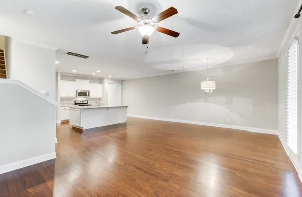 $3,100 | 2005 Kings Gate Lane, Mount Pleasant, SC 29466