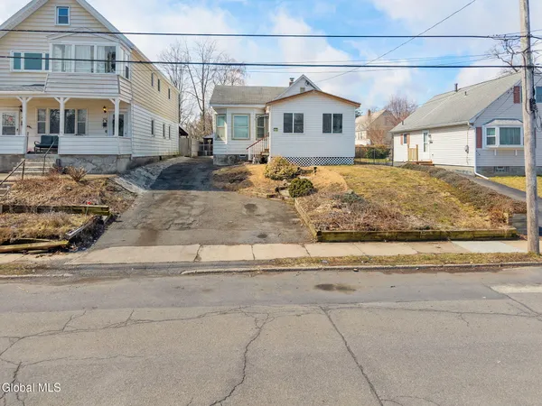 $277,000 | 418 Eleventh Street, Schenectady, NY 12306