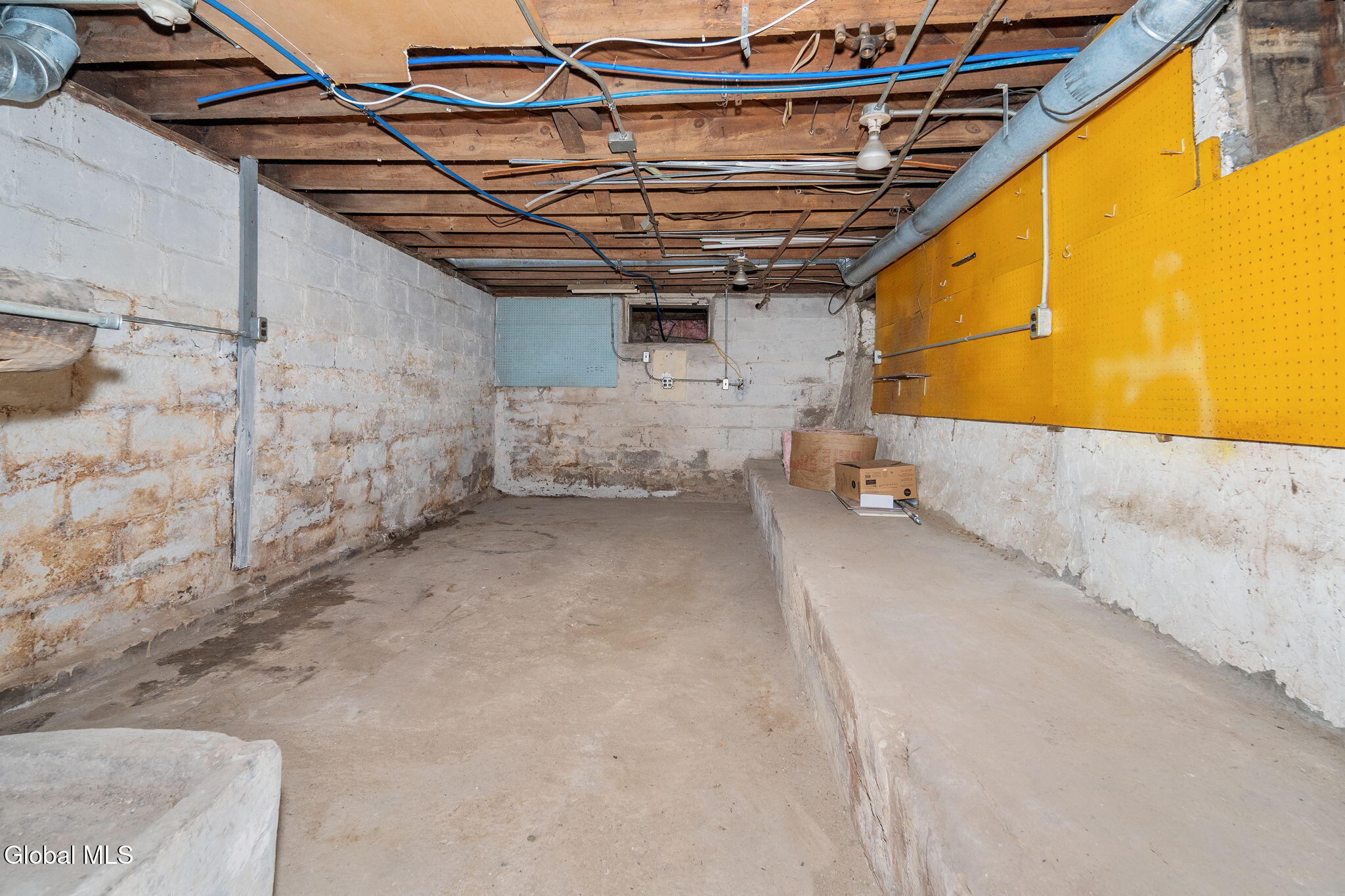 418 Eleventh Street Schenectady, NY 12306 - Photo 28 of 35 34-418EleventhSt_34