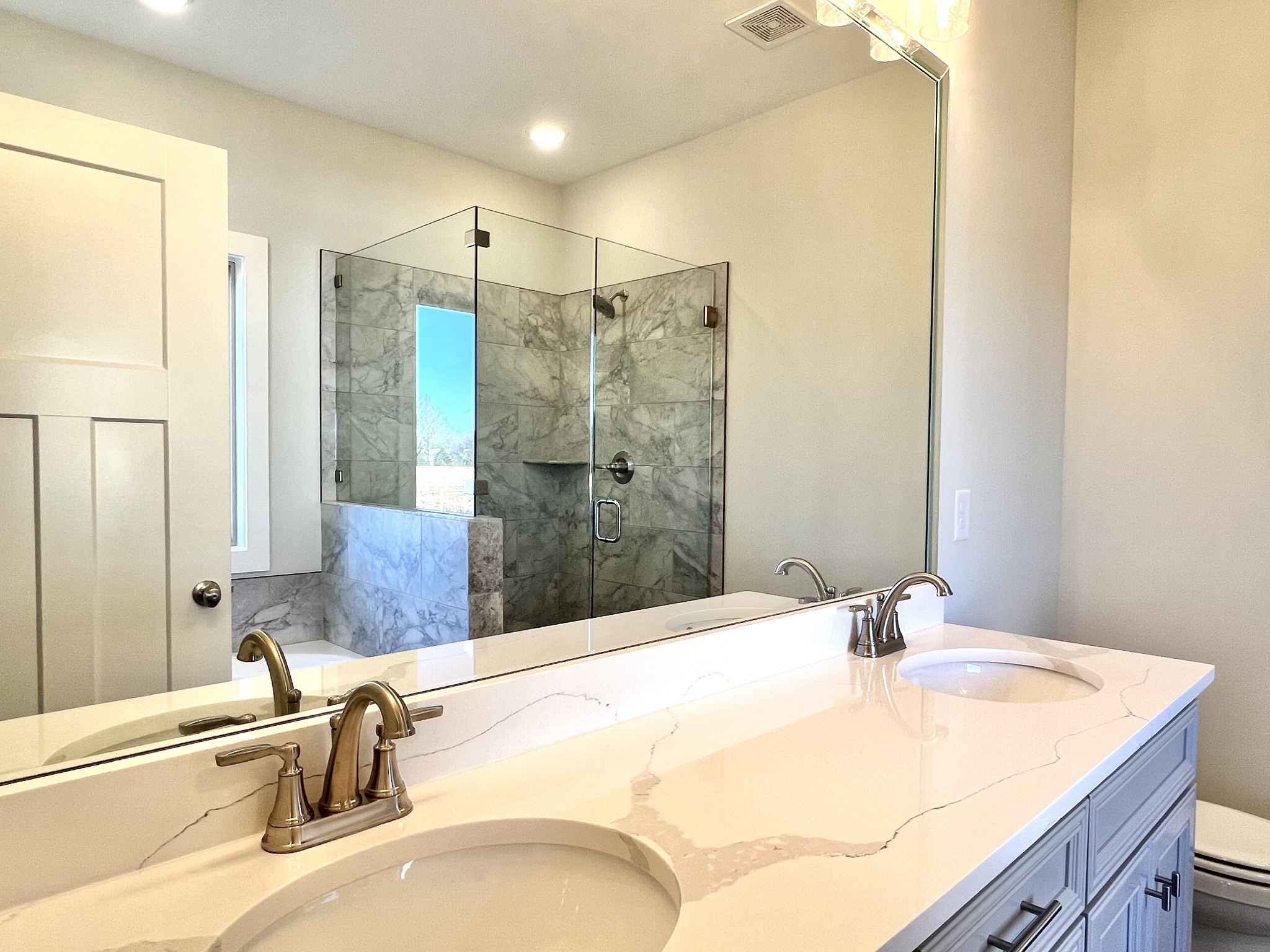 700 Bass Road, Unit 6 Bethpage, TN 37022 - Photo 14 of 19 Gallery Image 14