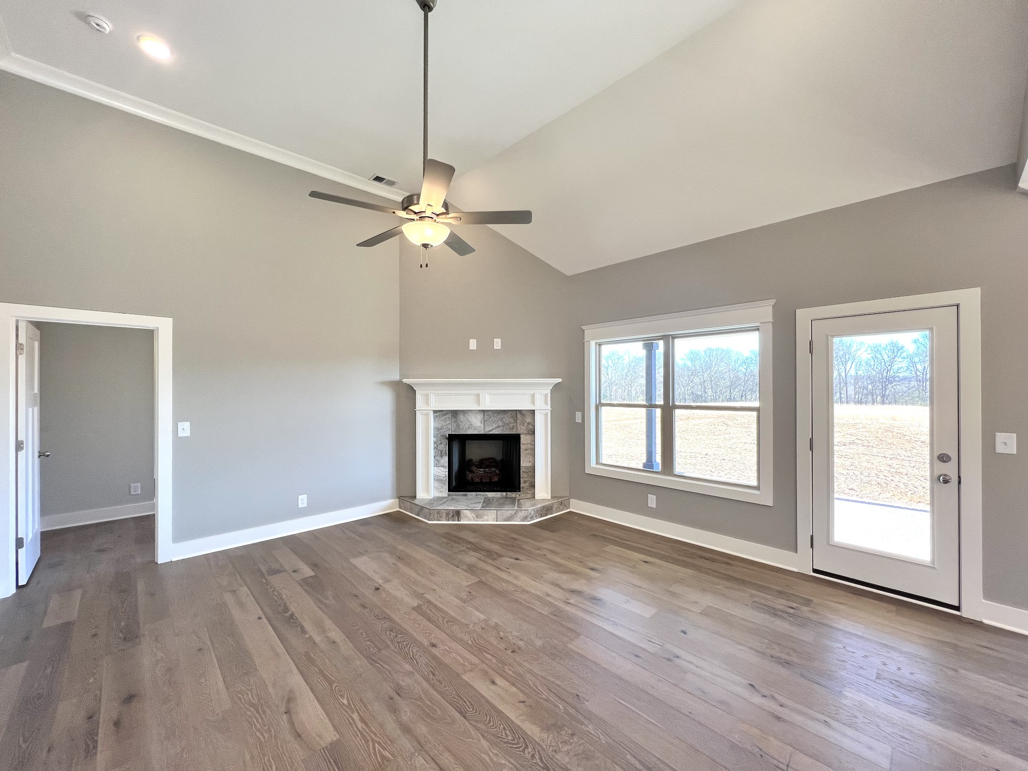 700 Bass Road, Unit 6 Bethpage, TN 37022 - Photo 4 of 19 Gallery Image 4