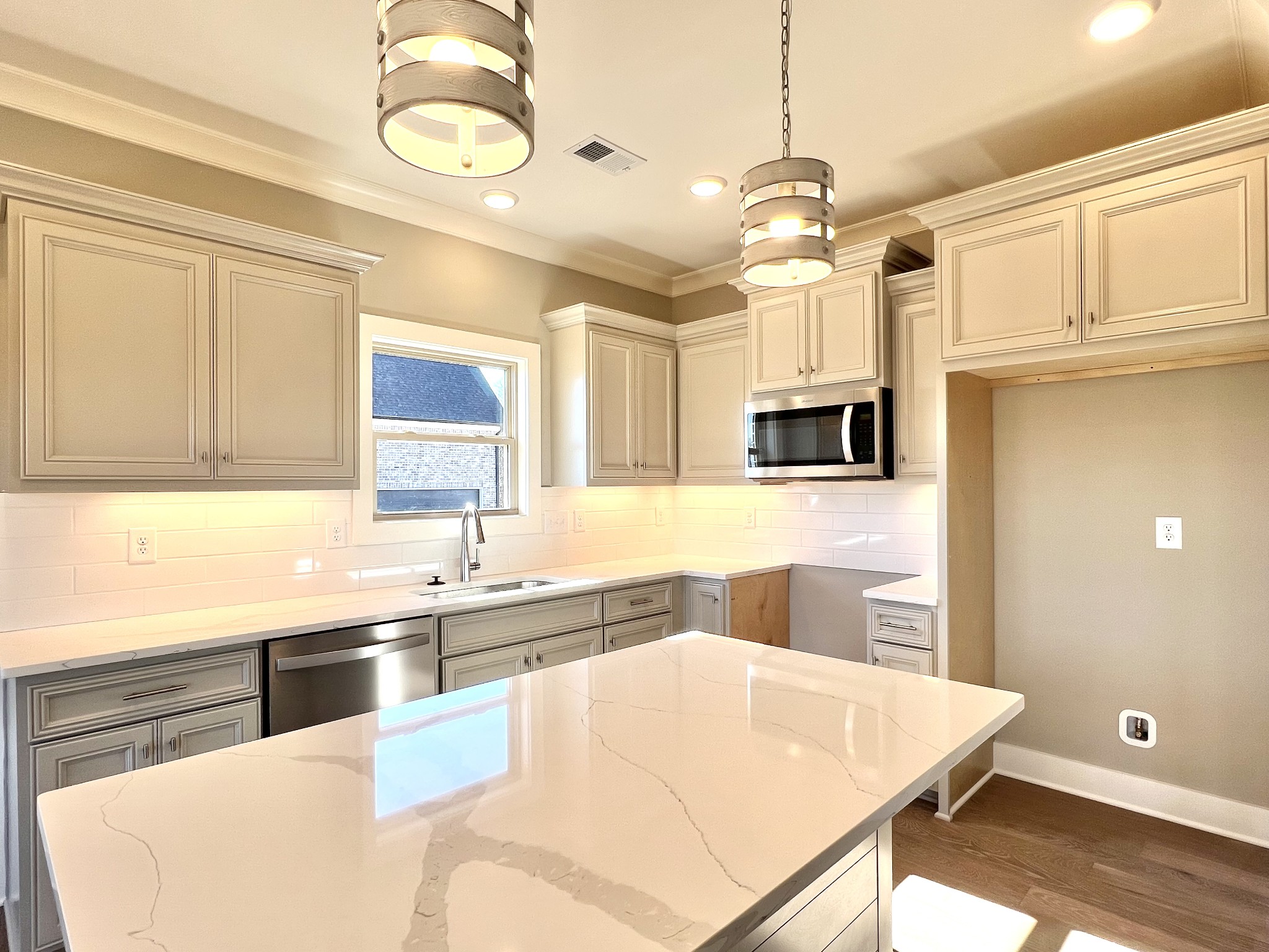700 Bass Road, Unit 6 Bethpage, TN 37022 - Photo 6 of 19 Gallery Image 6