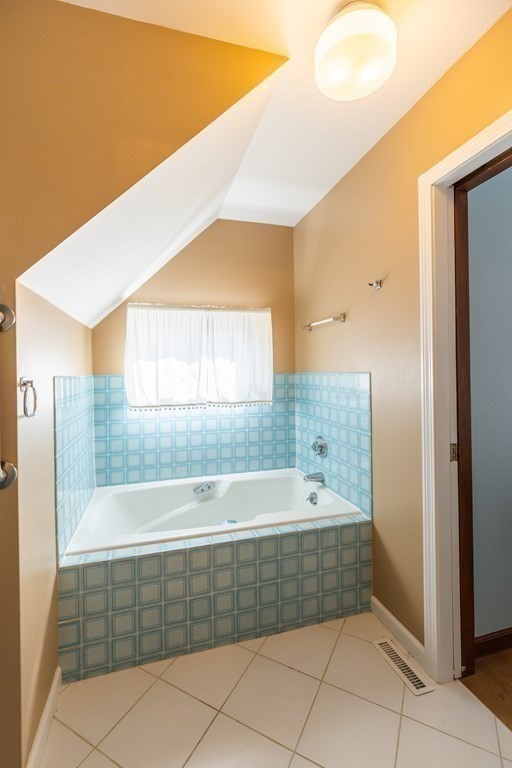 72 Chapel Road Amherst, MA 01002 - Photo 17 of 38