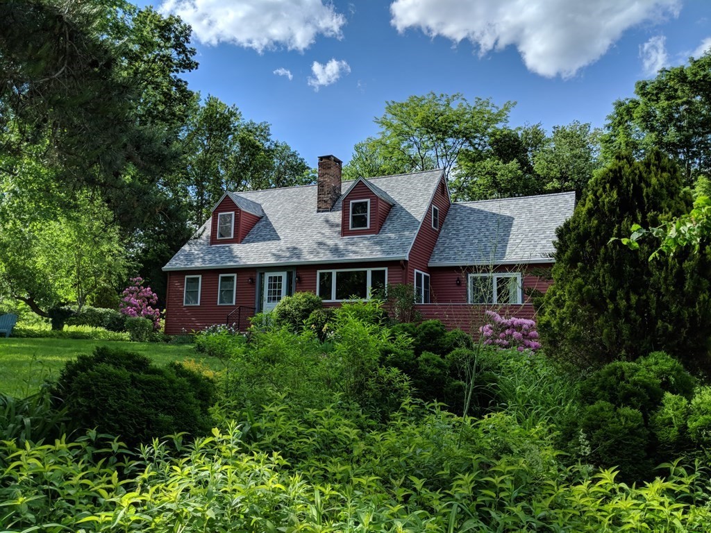 72 Chapel Road Amherst, MA 01002 - Photo 2 of 38