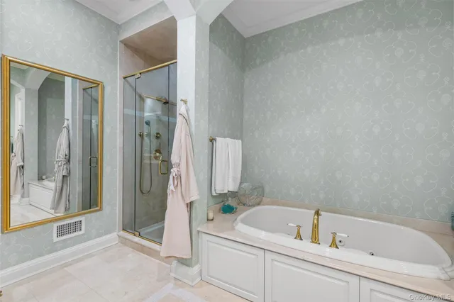 $2,000,000 | 10 Shadow Tree Lane, Briarcliff Manor, NY 10510