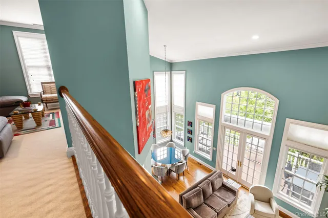 $2,000,000 | 10 Shadow Tree Lane, Briarcliff Manor, NY 10510