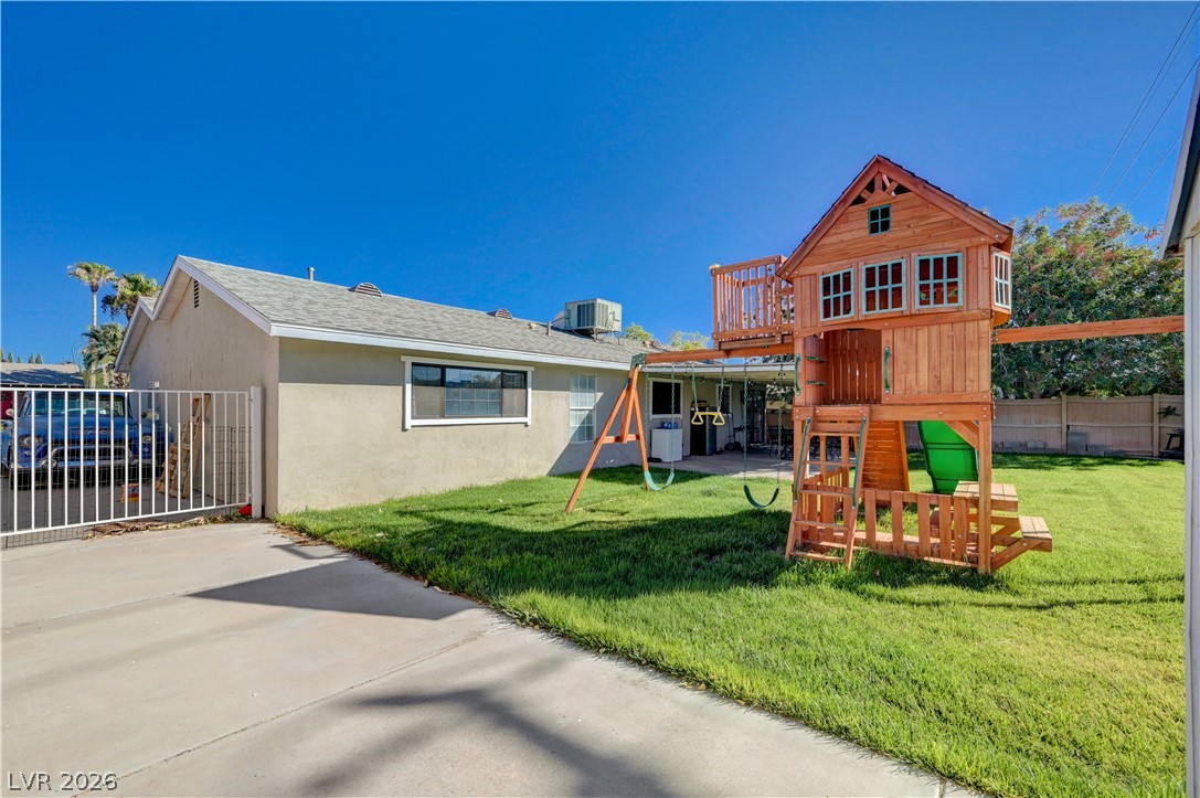 1331 Pinto Road Boulder City, NV 89005 - Photo 39 of 46 A spacious yard offers an ideal setting for outdoor activities and relaxation.