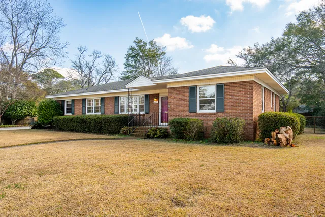 $1,600,000 | 835 Erckmann Drive, Mount Pleasant, SC 29464