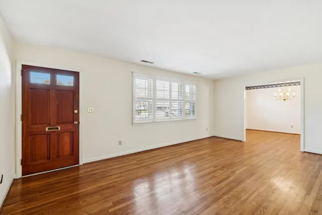 $1,600,000 | 835 Erckmann Drive, Mount Pleasant, SC 29464