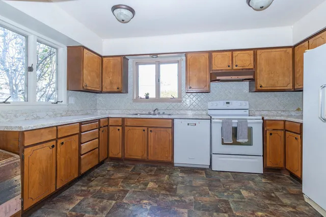 $179,900 | 169 Sumner Street, Berlin, WI 54923