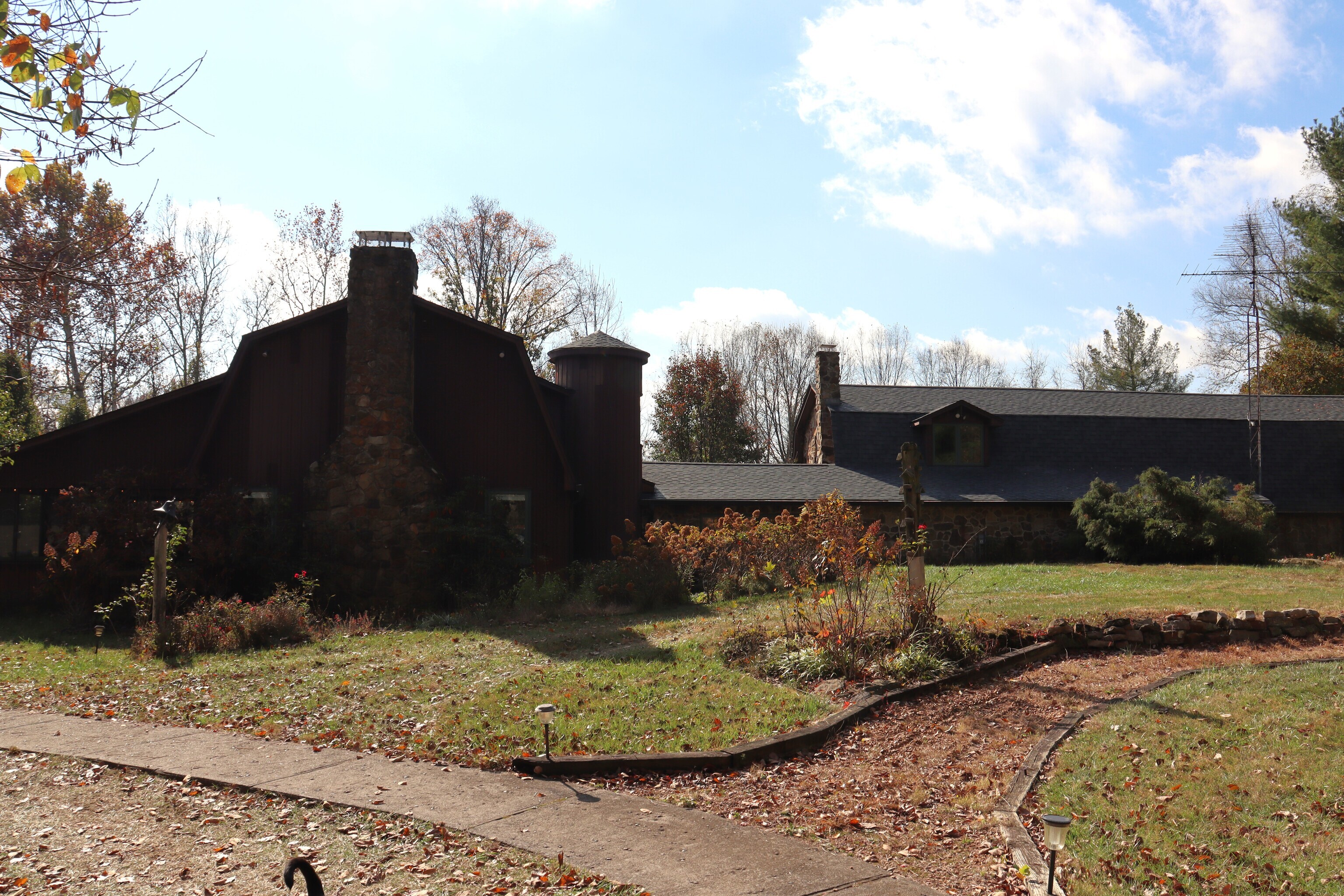 8002 Neill Road Bloomfield, IN 47424 - Photo 15 of 98