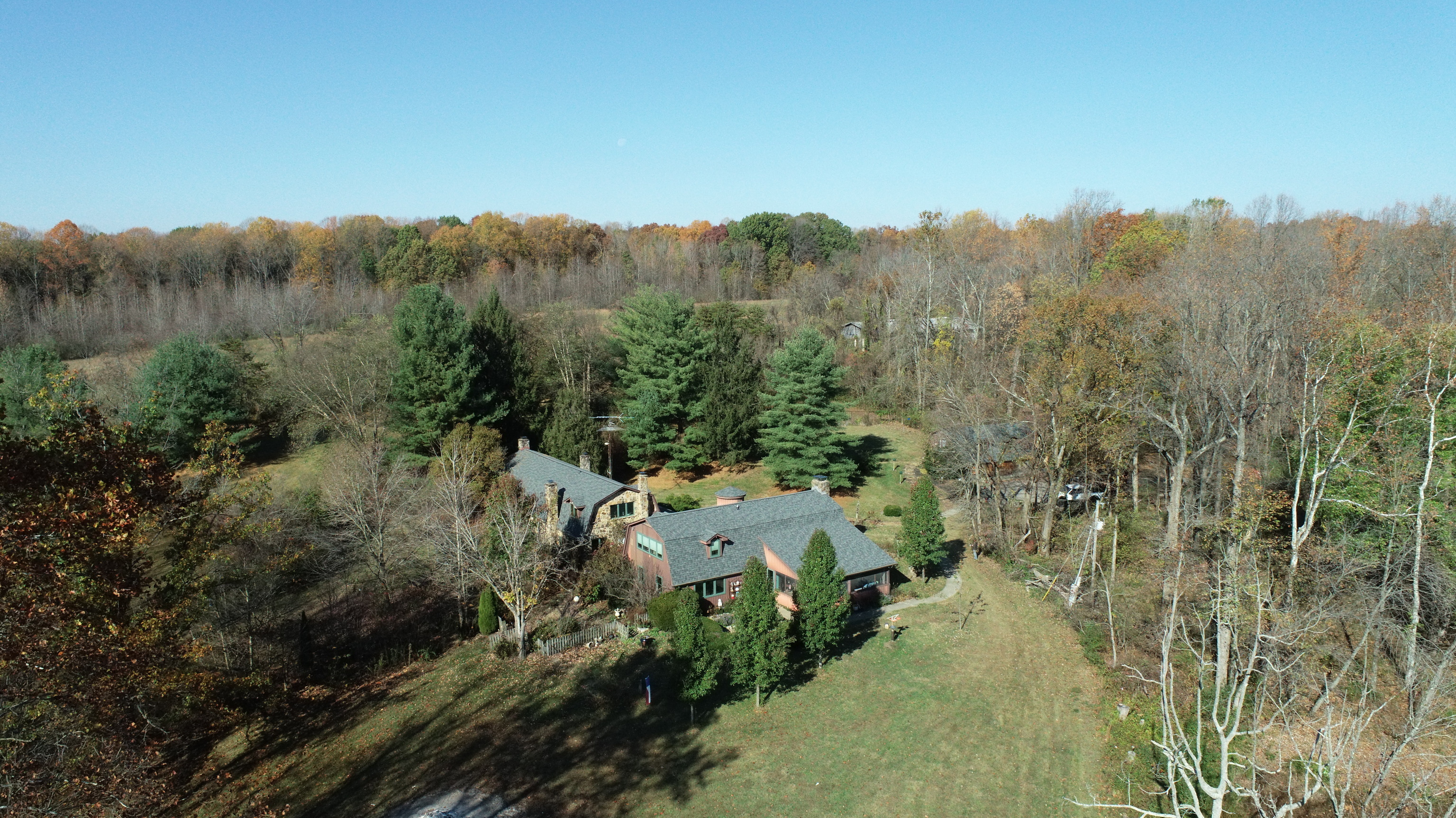 8002 Neill Road Bloomfield, IN 47424 - Photo 2 of 98