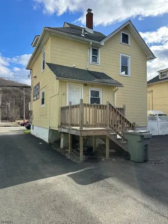 $3,200 | 207 East Blackwell Street, Dover, NJ 07801