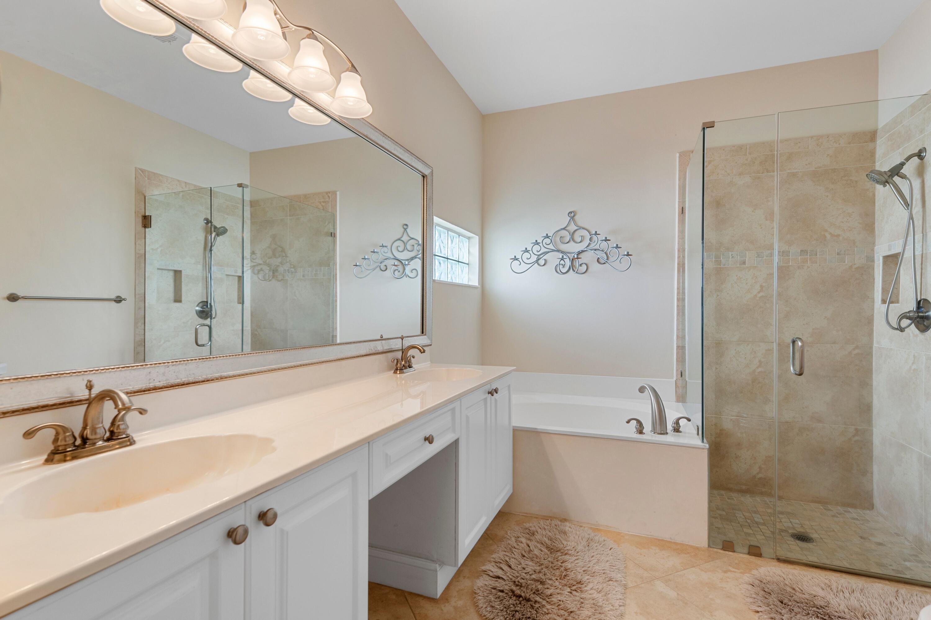 7226 Panache Way Boca Raton, FL 33433 - Photo 14 of 25 Master bathroom