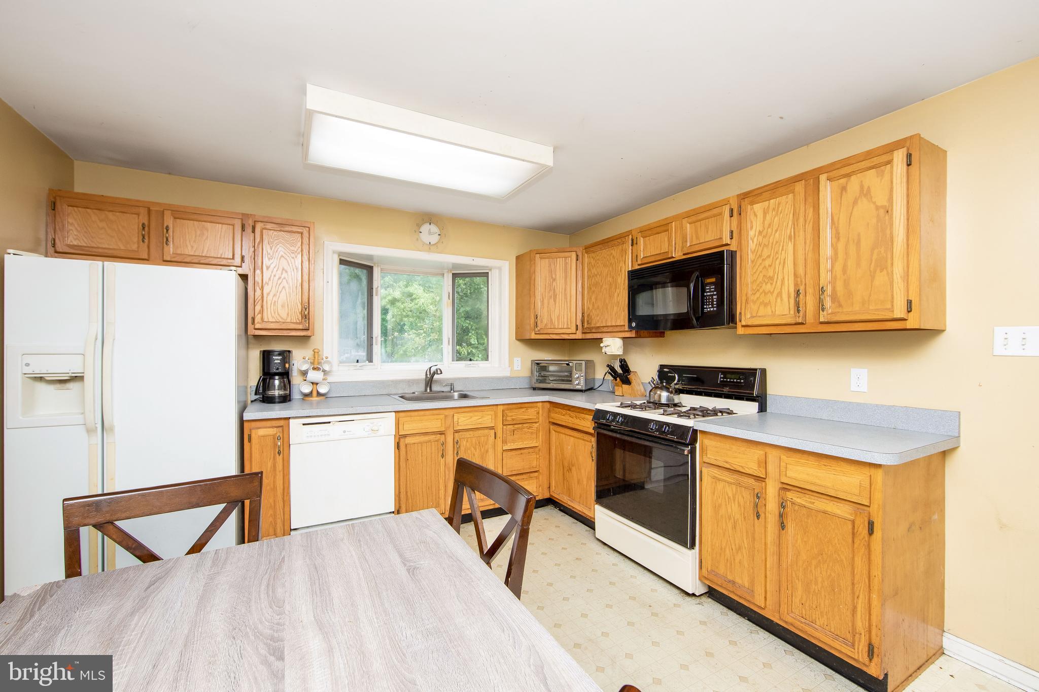 116 West Maple Avenue Lindenwold, NJ 08021 - Photo 9 of 31 Gallery Image 9