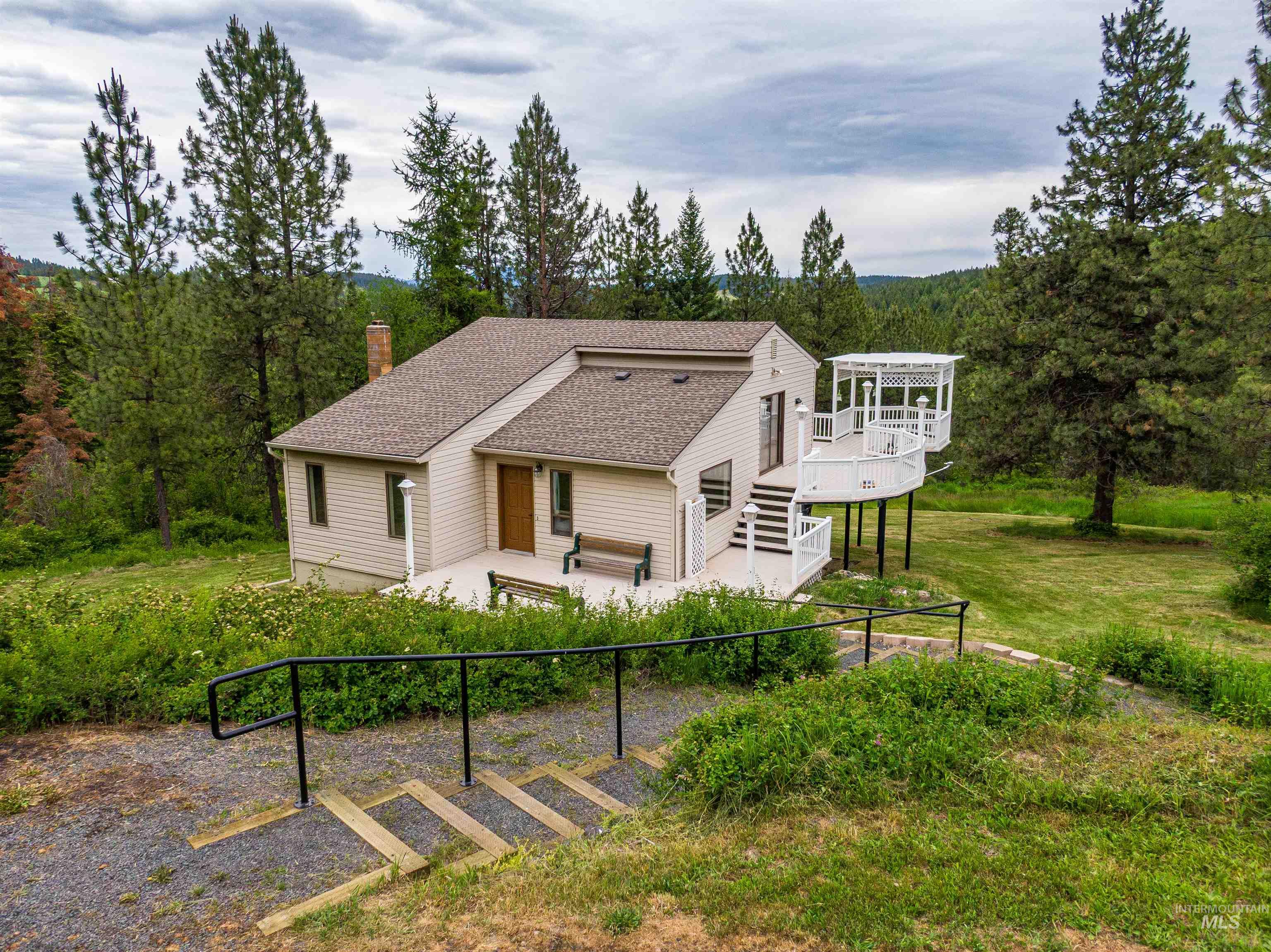1415 Four Mile Road Viola, ID 83872 - Photo 10 of 49
