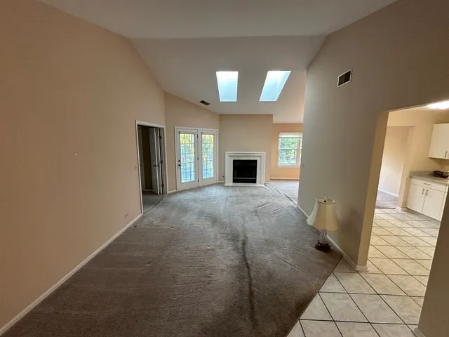 $304,900 | 802 Butternut Lane, Unit C, Mount Prospect, IL 60056