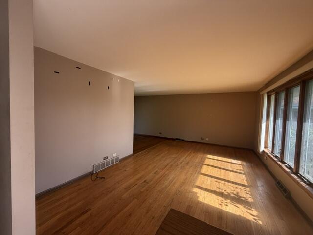 18518 Bock Road Lansing, IL 60438 - Photo 6 of 11 640x480