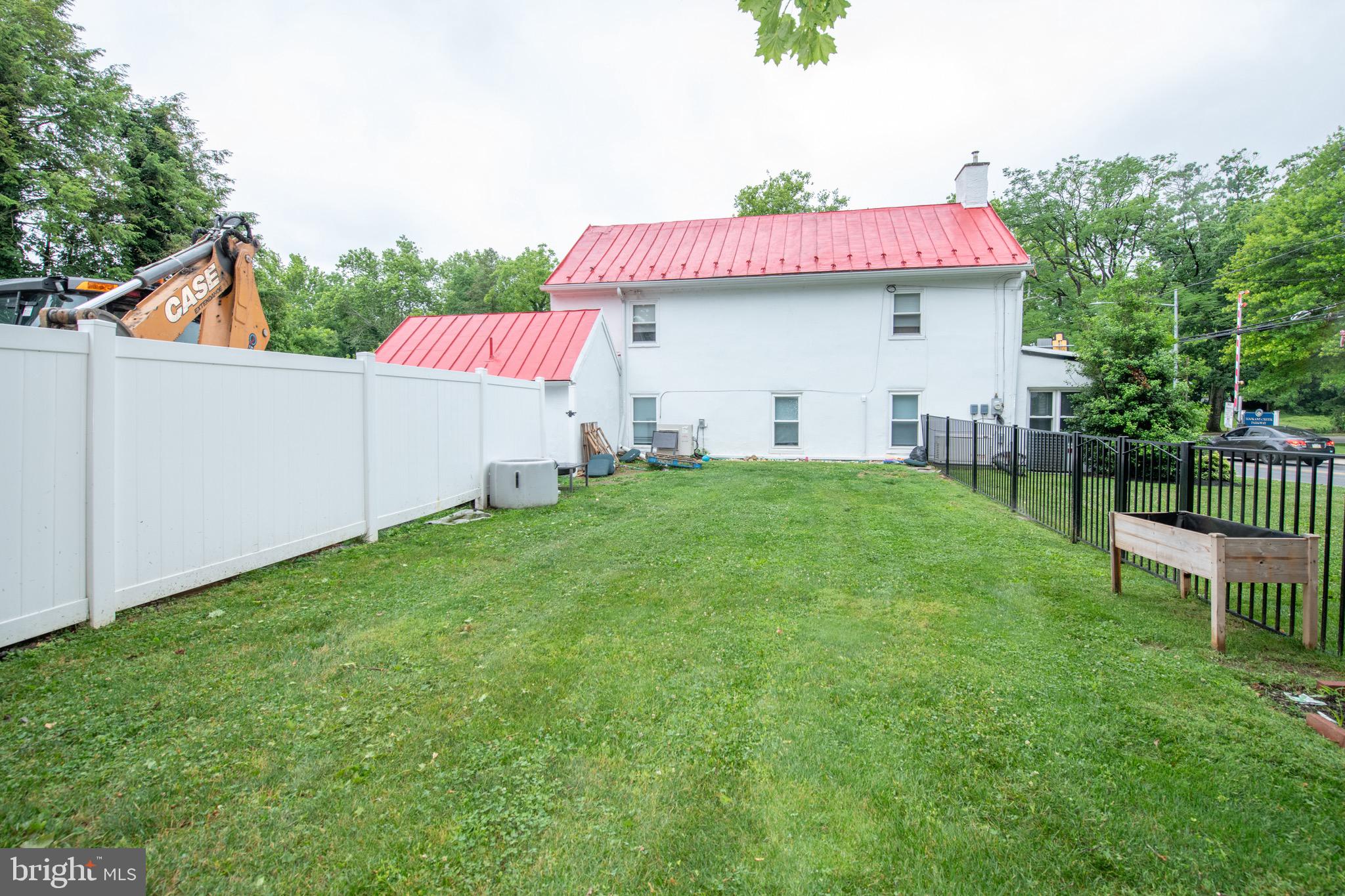 225 Old Soldiers Road, Unit B Cheltenham, PA 19012 - Photo 35 of 38