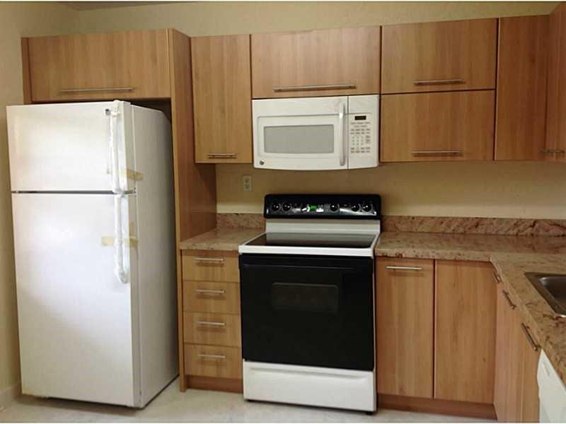 10527 Northwest 8th Street, Unit 10527 Pembroke Pines, FL 33026 - Photo 2 of 16